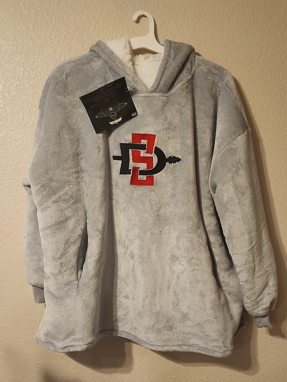 San Diego State Aztecs Gray Fleece Hooded Sherpa Throw Sweater "Hoodler" Blanket